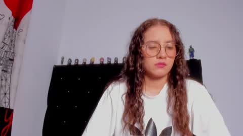 alexandra clauss online show from June 17, 2026, 11:05 pm