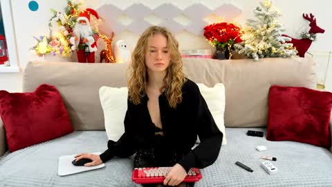 Alexandra Demore online show from January 4, 2025, 6:09 pm