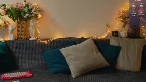Alexandra Demore online show from February 23, 2025, 12:08 am