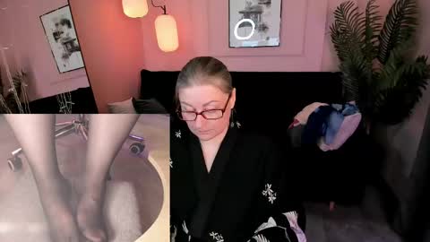 Alexandra online show from May 6, 2026, 9:20 pm