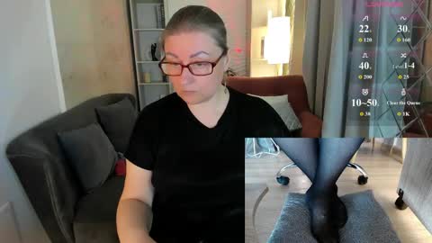 Alexandra online show from May 12, 2026, 1:52 pm