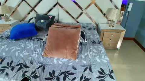 Alexandra ig  alexandraax09  online show from December 11, 2024, 2:30 am