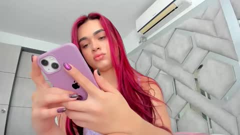 Alexandra ig  alexandraax09  online show from May 4, 2026, 2:57 pm