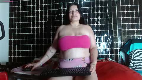 Snapshot of alexandra_xxx_ chatting on April 20, 2026, 11:57 am alexandra_xxx_ online show from April 20, 2026, 11:57 am