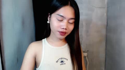 Andrea online show from October 21, 2025, 3:35 pm