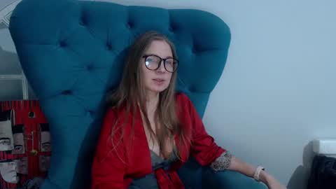 Snapshot of alexandrazaryanova chatting on February 12, 2025, 7:24 pm Alexandra online show from February 12, 2025, 7:24 pm