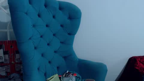Snapshot of alexandrazaryanova chatting on February 19, 2025, 6:21 pm Alexandra online show from February 19, 2025, 6:21 pm