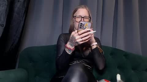 Snapshot of alexandrazaryanova chatting on April 5, 2026, 4:48 pm Alexandra online show from April 5, 2026, 4:48 pm