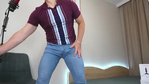 alexandrblatenn online show from May 11, 2026, 3:56 am