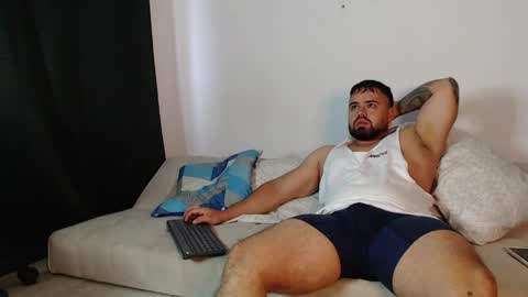 Snapshot of alexandro_king chatting on April 5, 2026, 10:51 pm ALEX online show from April 5, 2026, 10:51 pm