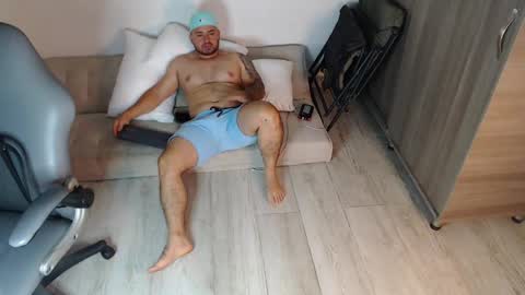 Snapshot of alexandro_king chatting on May 6, 2026, 6:30 am ALEX online show from May 6, 2026, 6:30 am
