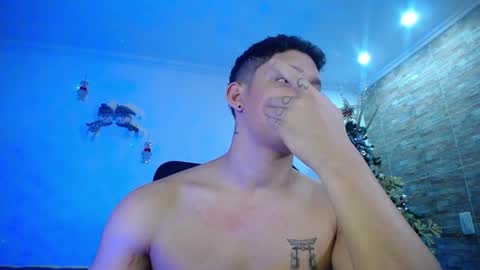 Snapshot of alexandrolovee chatting on January 5, 2025, 7:07 am Alexandro online show from January 5, 2025, 7:07 am