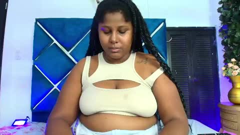 Snapshot of alexarousse4u chatting on May 22, 2026, 12:07 am Alexa online show from May 22, 2026, 12:07 am