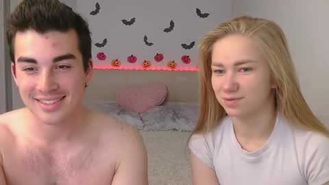 Snapshot of alexarti chatting on October 20, 2025, 6:03 am Alex online show from October 20, 2025, 6:03 am