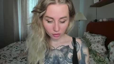 Snapshot of alexarush chatting on June 5, 2026, 5:40 pm alexarush online show from June 5, 2026, 5:40 pm