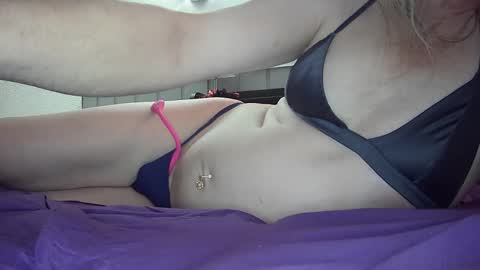 Snapshot of alexassts chatting on December 18, 2024, 10:46 pm alexass online show from December 18, 2024, 10:46 pm