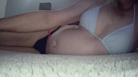 Snapshot of alexassts chatting on January 29, 2025, 10:22 pm alexass online show from January 29, 2025, 10:22 pm