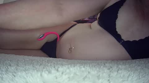 Snapshot of alexassts chatting on March 7, 2025, 4:35 am alexass online show from March 7, 2025, 4:35 am