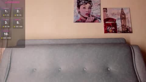 Snapshot of alexastevens chatting on October 4, 2025, 5:33 pm AlexaStevens online show from October 4, 2025, 5:33 pm