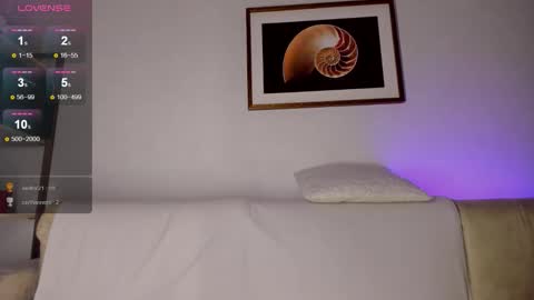 AlexaStevens online show from November 10, 2025, 8:46 am