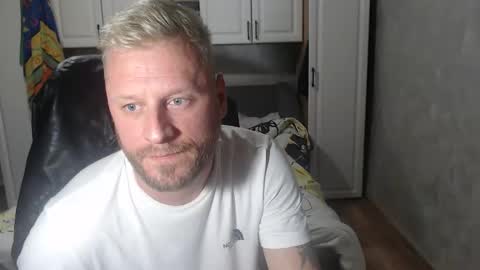 onlyfans..alexyno2022 online show from December 15, 2025, 4:44 pm