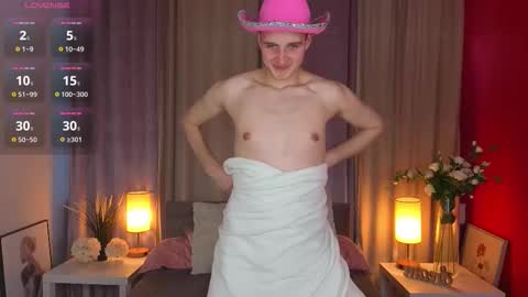 alexcolee online show from March 17, 2026, 3:48 pm