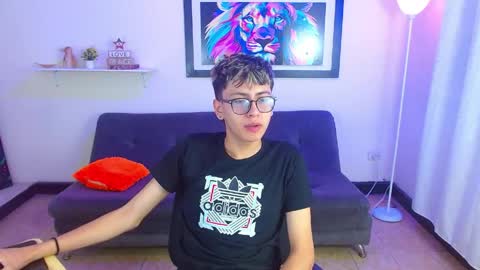 Snapshot of alexcum_18 chatting on April 9, 2026, 1:49 pm alex online show from April 9, 2026, 1:49 pm