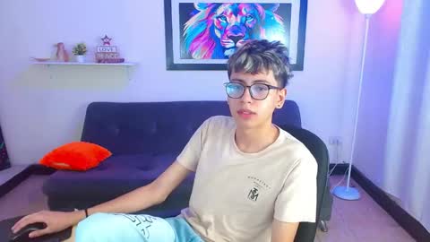 Snapshot of alexcum_18 chatting on April 10, 2026, 1:49 pm alex online show from April 10, 2026, 1:49 pm