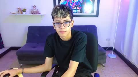 Snapshot of alexcum_18 chatting on April 18, 2026, 2:10 pm alex online show from April 18, 2026, 2:10 pm