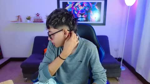 Snapshot of alexcum_18 chatting on May 8, 2026, 2:00 pm alex online show from May 8, 2026, 2:00 pm