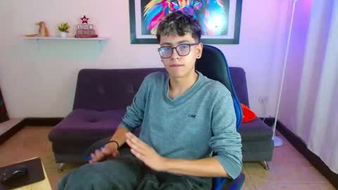 Snapshot of alexcum_18 chatting on May 9, 2026, 2:00 pm alex online show from May 9, 2026, 2:00 pm