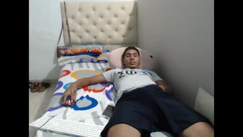 alexcumhot online show from September 14, 2025, 2:49 pm