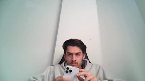 Snapshot of alexdaddy414 chatting on October 19, 2025, 5:24 pm alexdaddy414 online show from October 19, 2025, 5:24 pm