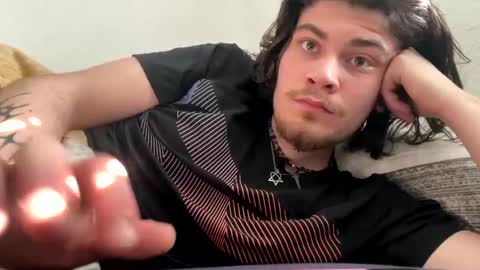 alexeiei online show from March 11, 2025, 9:24 am