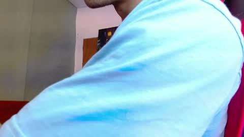 Snapshot of alexgiraldo__ chatting on May 29, 2026, 4:21 am alexgiraldo__ online show from May 29, 2026, 4:21 am