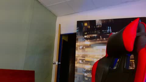 Snapshot of alexgiraldo__ chatting on June 13, 2026, 2:09 am alexgiraldo__ online show from June 13, 2026, 2:09 am