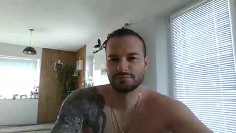 Snapshot of alexgrandi2024 chatting on March 16, 2026, 11:58 am rey ale84 online show from March 16, 2026, 11:58 am