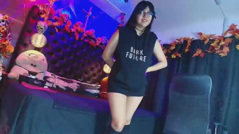 Snapshot of alexhoe_ chatting on September 16, 2025, 6:53 pm Alex online show from September 16, 2025, 6:53 pm