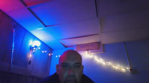 Rev2end online show from November 4, 2025, 9:41 am