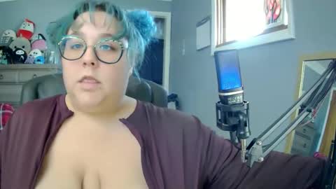 Snapshot of alexi_fae chatting on January 5, 2026, 7:39 pm alexi_fae online show from January 5, 2026, 7:39 pm