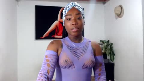 Snapshot of alexia_sinclaire24 chatting on August 5, 2026, 11:28 pm alexia_sinclaire24 online show from August 5, 2026, 11:28 pm