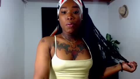 Snapshot of alexia_sinclaire24 chatting on August 9, 2026, 1:18 am alexia_sinclaire24 online show from August 9, 2026, 1:18 am