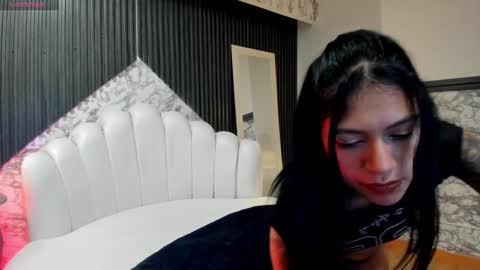 Snapshot of alexiacooperr chatting on January 9, 2025, 3:15 am Alexiaa  Online 1430 to 2100 GMT-5 online show from January 9, 2025, 3:15 am