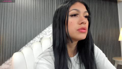 Snapshot of alexiacooperr chatting on February 6, 2025, 3:06 am Alexiaa  Online 1430 to 2100 GMT-5 online show from February 6, 2025, 3:06 am