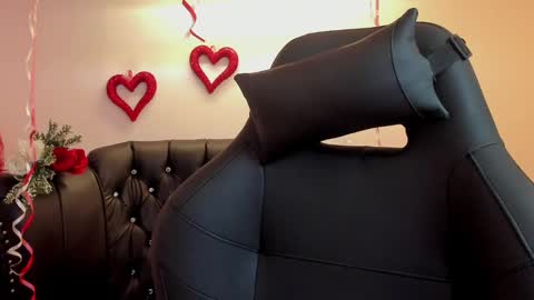 Snapshot of alexiacooperr chatting on February 12, 2025, 9:20 am Alexiaa  Online 1430 to 2100 GMT-5 online show from February 12, 2025, 9:20 am