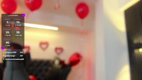 Snapshot of alexiacooperr chatting on February 19, 2025, 6:33 am Alexiaa  Online 1430 to 2100 GMT-5 online show from February 19, 2025, 6:33 am