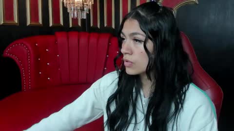 Snapshot of alexiacooperr chatting on February 21, 2025, 3:34 am Alexiaa  Online 1430 to 2100 GMT-5 online show from February 21, 2025, 3:34 am