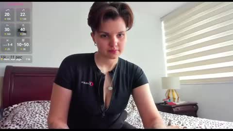Alexia online show from February 14, 2025, 1:51 pm