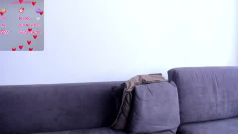 Alexia online show from April 29, 2026, 6:03 pm
