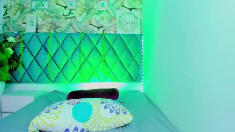 Alexia Brown online show from May 8, 2026, 2:44 pm